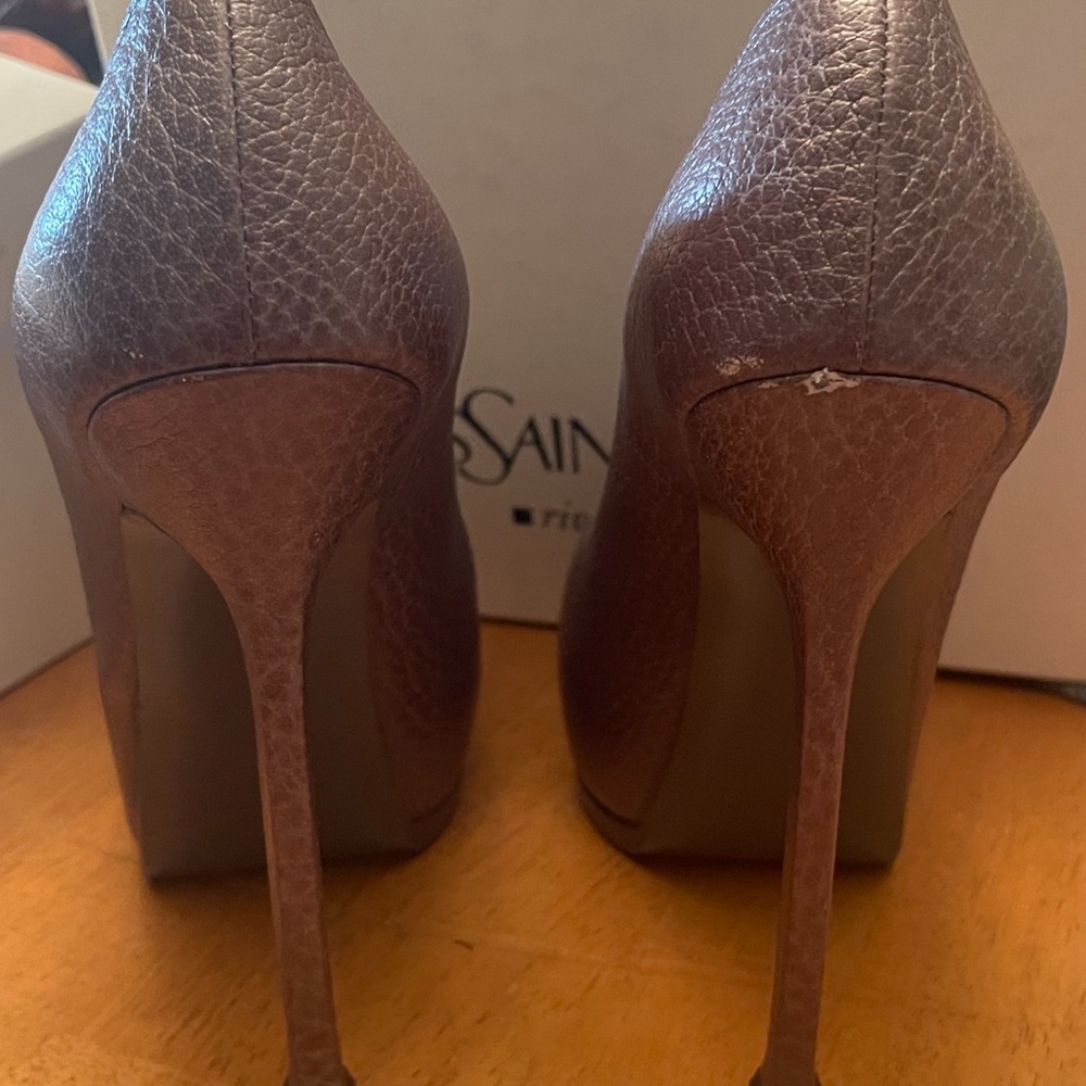 Ysl pump - Picture 3 of 10